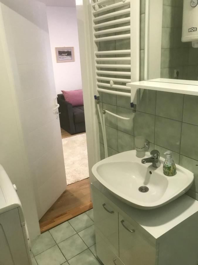 Apartman Kristina Free Parking Novi Sad Exterior foto